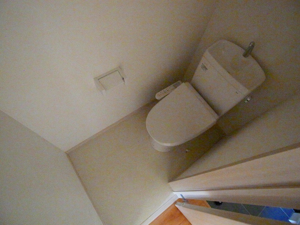 トイレ　同仕様参考写真