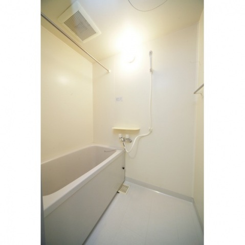 バス・シャワールーム　浴室