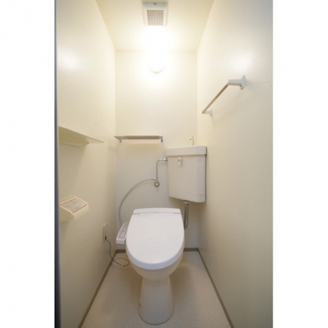 トイレ　温水洗浄便座付