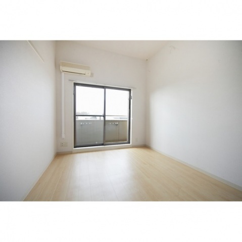 居室・リビング　居室※家具設置前