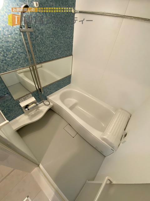 バス・シャワールーム　浴室乾燥機付いてます