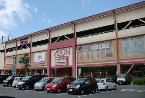 ショッピングセンター　イオンタウン東大阪（ショッピングセンター）まで736m