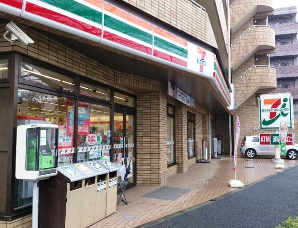 コンビニ　セブンイレブン練馬春日町6丁目店（コンビニ）まで227m