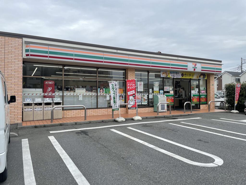 コンビニ　セブンイレブン練馬高松4丁目店（コンビニ）まで417m