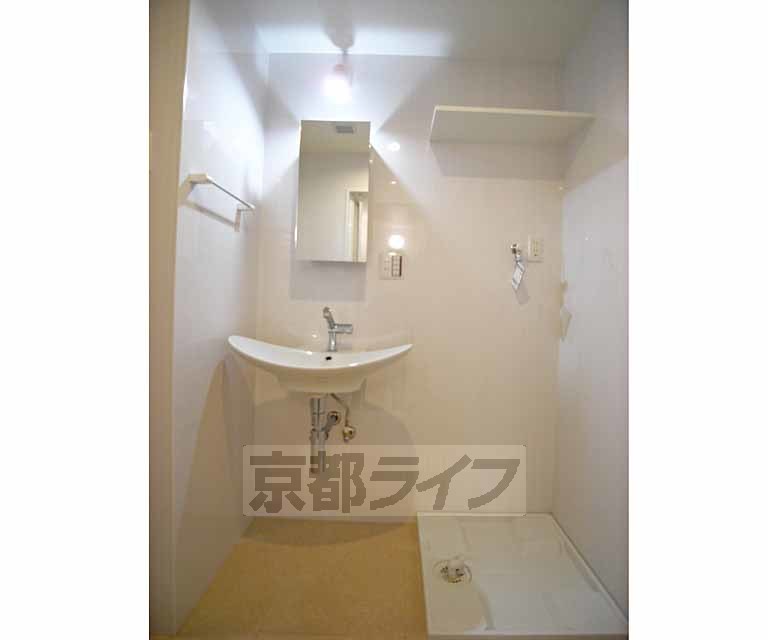 洗面設備　洗面脱衣所もあり洗濯機も置けます