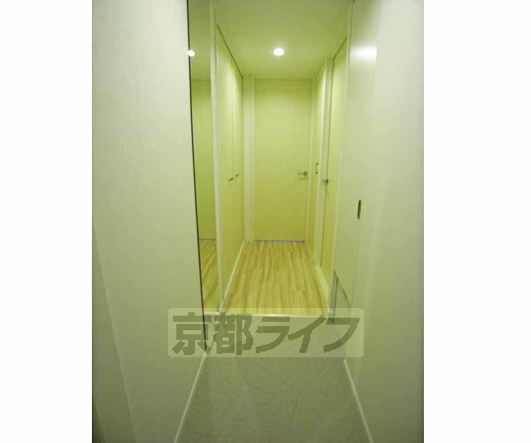 玄関　シューズボックスもあって便利です