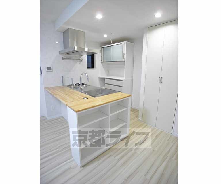 その他部屋・スペース　見た目もお洒落なキッチンカウターです