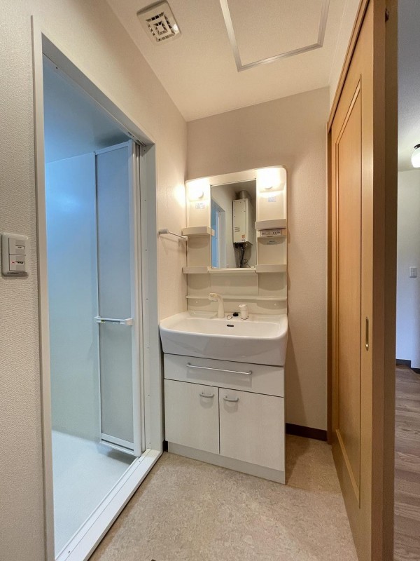 洗面設備　洗面・脱衣