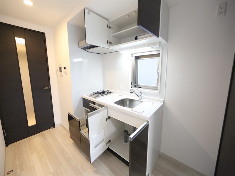 キッチン　システムキッチン（ガス2口コンロ付）