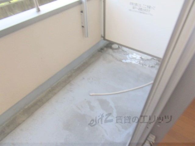 バルコニー　ベランダ