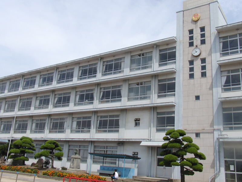 小学校　妻鹿小学校（小学校）まで1017m