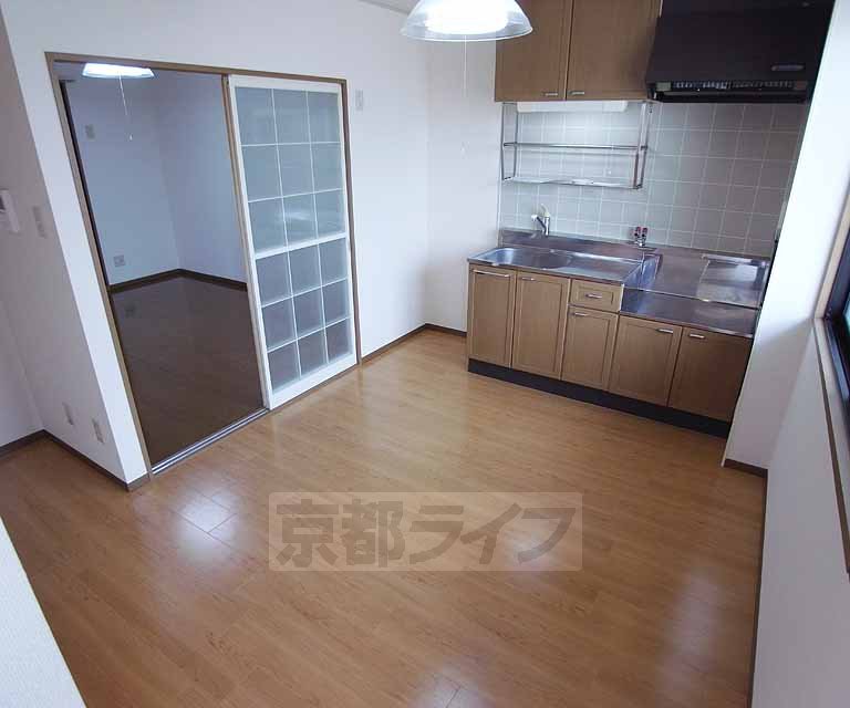 居室・リビング　落ち着いたリビングです！