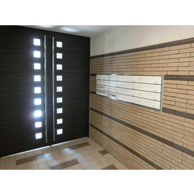 ロビー　メールボックス