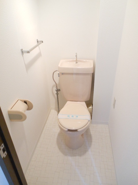 トイレ　前回募集時の写真です