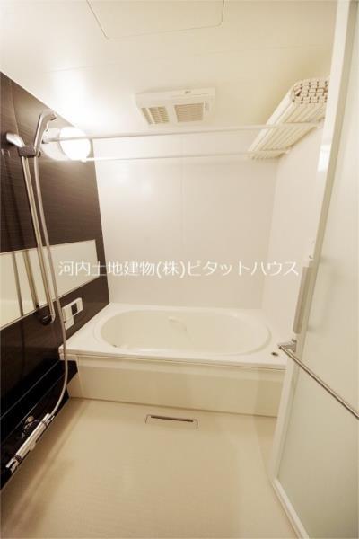 バス・シャワールーム　追い焚き・浴室乾燥機付き