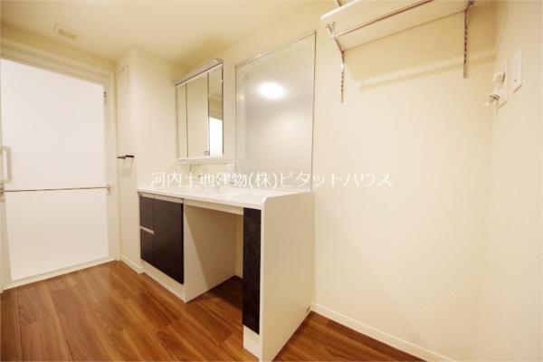 洗面設備　洗髪洗面化粧台