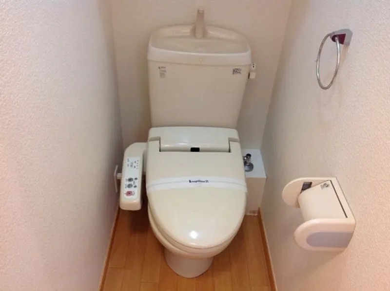 トイレ　図面と現状に相違がある場合には現状を優先