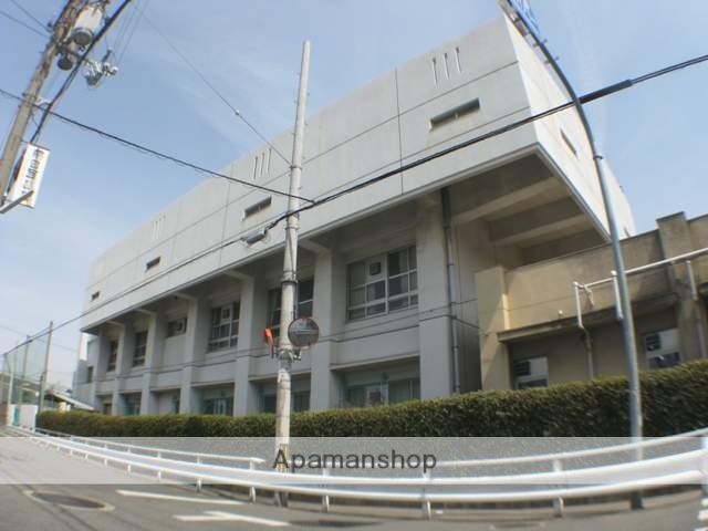 高校・高専　樟蔭学園高等学校（高校・高専）まで306m