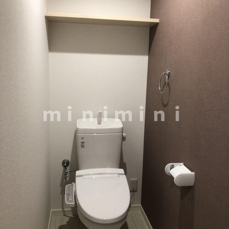 トイレ　※写真は別号室のものですので現状優先とさせていただきます