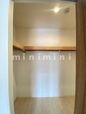 収納　※写真は別号室のものですので現状優先とさせていただきます