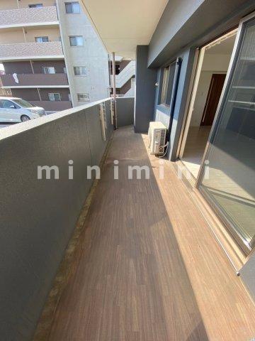 バルコニー　※写真は別号室のものですので現状優先とさせていただきます