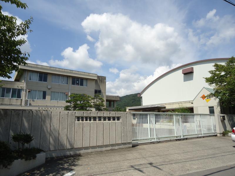 小学校　竜之口小学校（小学校）まで1046m