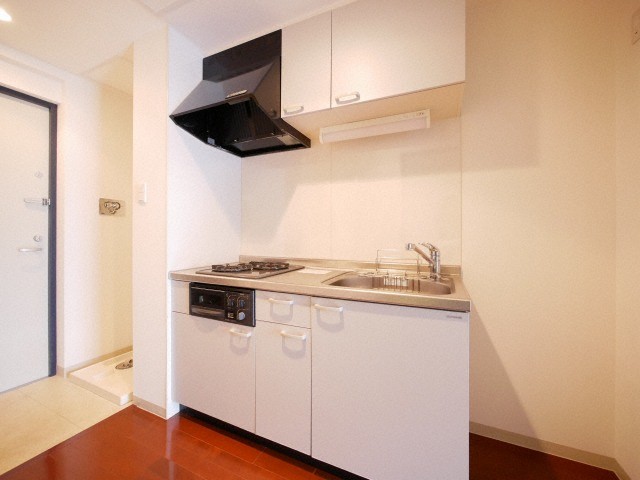 キッチン　対面式のシステムキッチンです♪