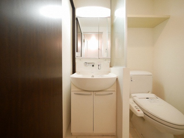 洗面設備　シャンプードレッサー付きです♪