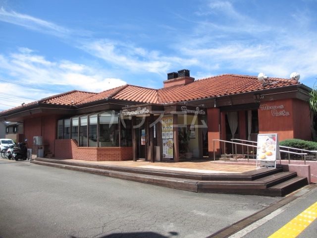 飲食店　マンマパスタ　六会店（飲食店）まで442m