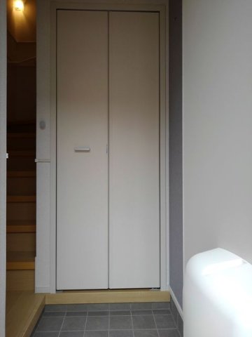 玄関　明るい玄関です