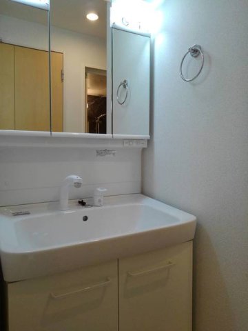 洗面設備　忙しい朝には欠かせない洗面所です