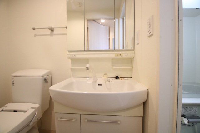 洗面設備　※別室の参考写真の為、現況優先です。