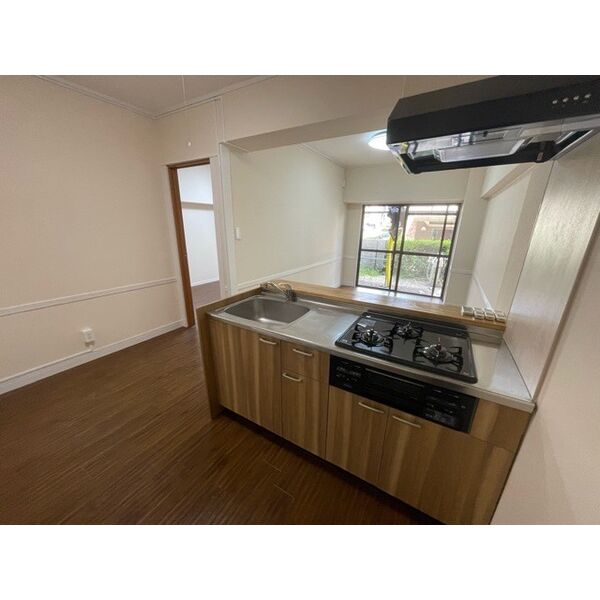 キッチン　※別のお部屋のお写真です。現状優先※