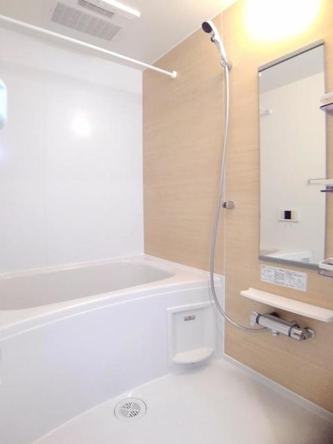 バス・シャワールーム　バス