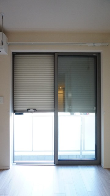 セキュリティ　防犯シャッター設置済みです♪旅行や遠出もこれで安心ですね！