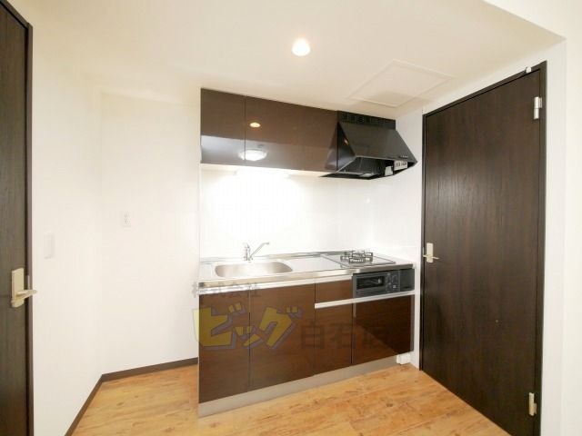 キッチン　人気の独立式システムキッチンです♪