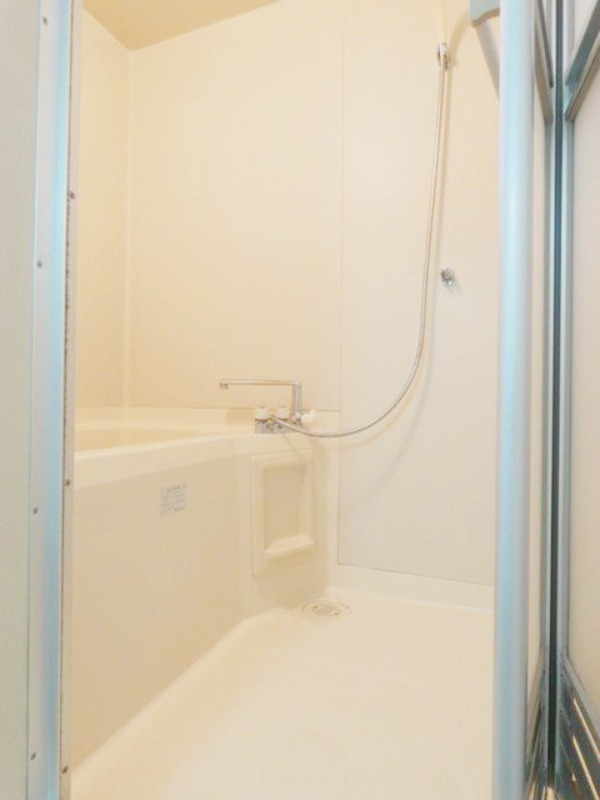 バス・シャワールーム　図面と現状に相違がある場合には現状を優先