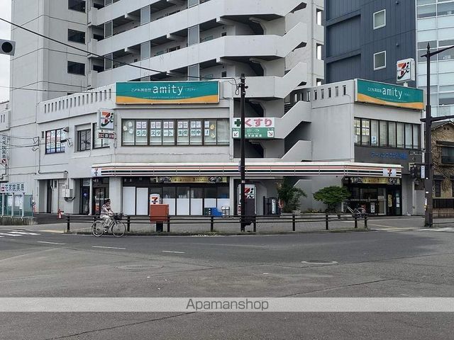 コンビニ　セブンイレブン（コンビニ）まで412m