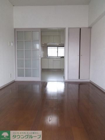 その他部屋・スペース　バルコニー側からの居室