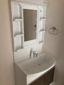 洗面設備　洗髪洗面化粧台