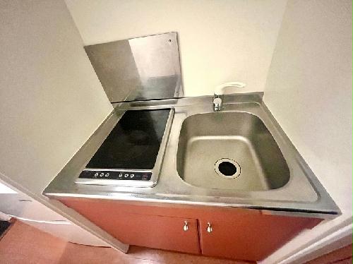 キッチン　設備・使用は号室により異なる為、現状を優先いたします