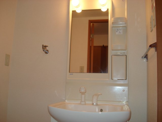 洗面設備　洗髪洗面化粧台