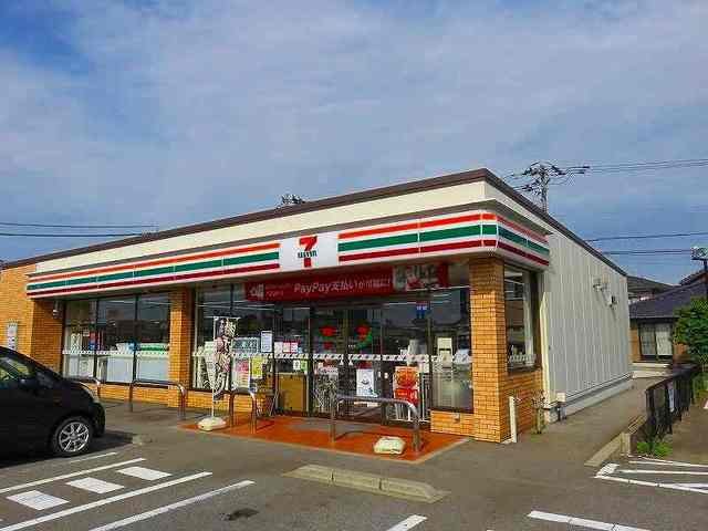 その他　セブンイレブン砺波三島店まで550m