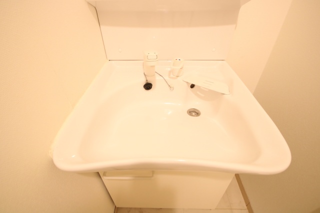 洗面設備　※別室の参考写真の為、現況優先です。