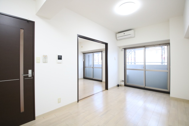 居室・リビング　※別室の参考写真の為、現況優先です。