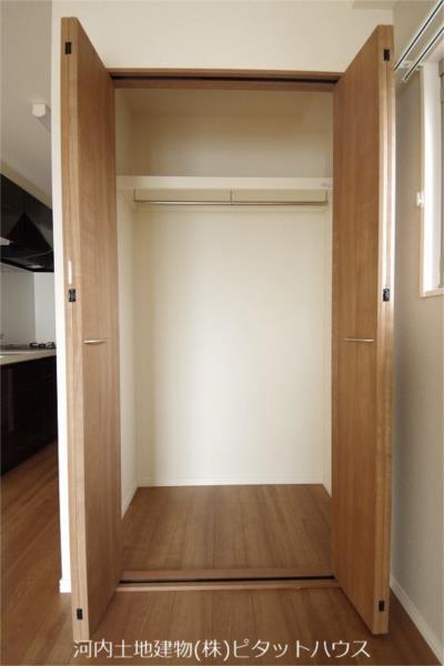 収納　洋室収納（類似室内）