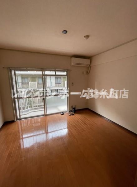 居室・リビング　同施工物件