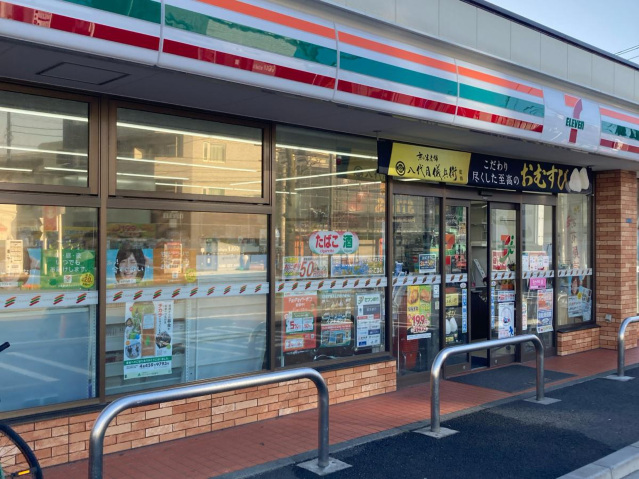 コンビニ　セブンイレブン川崎南加瀬3丁目店（コンビニ）まで447m