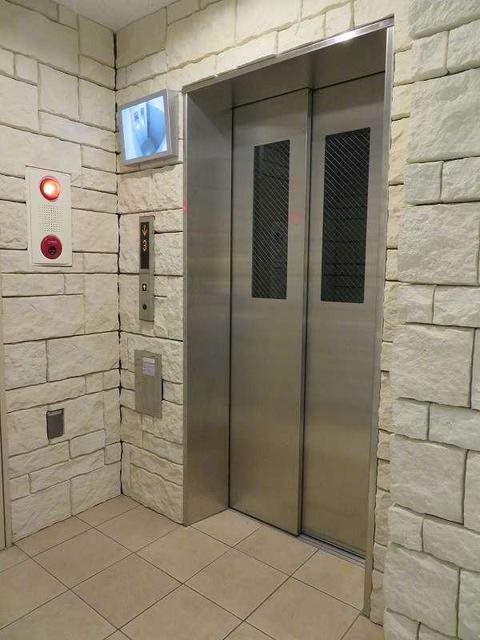 その他共有部分　エレベーター付きです。