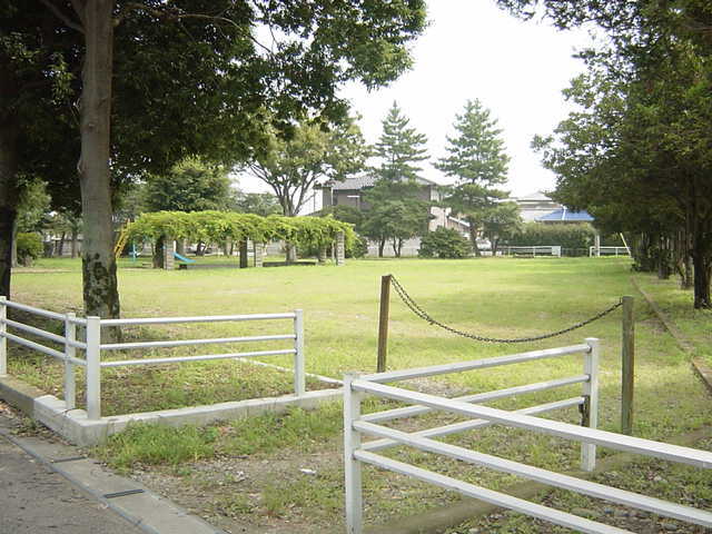 その他　公園（その他）まで240m